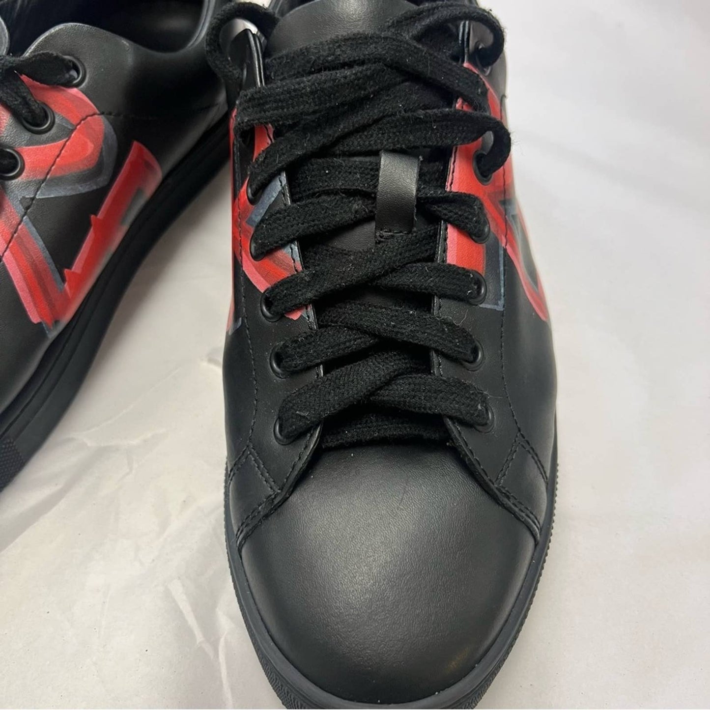 MEN BURBERRY Painted Logo Sneakers Low Cut Sneakers Black Leather 41 - US: 8 Men