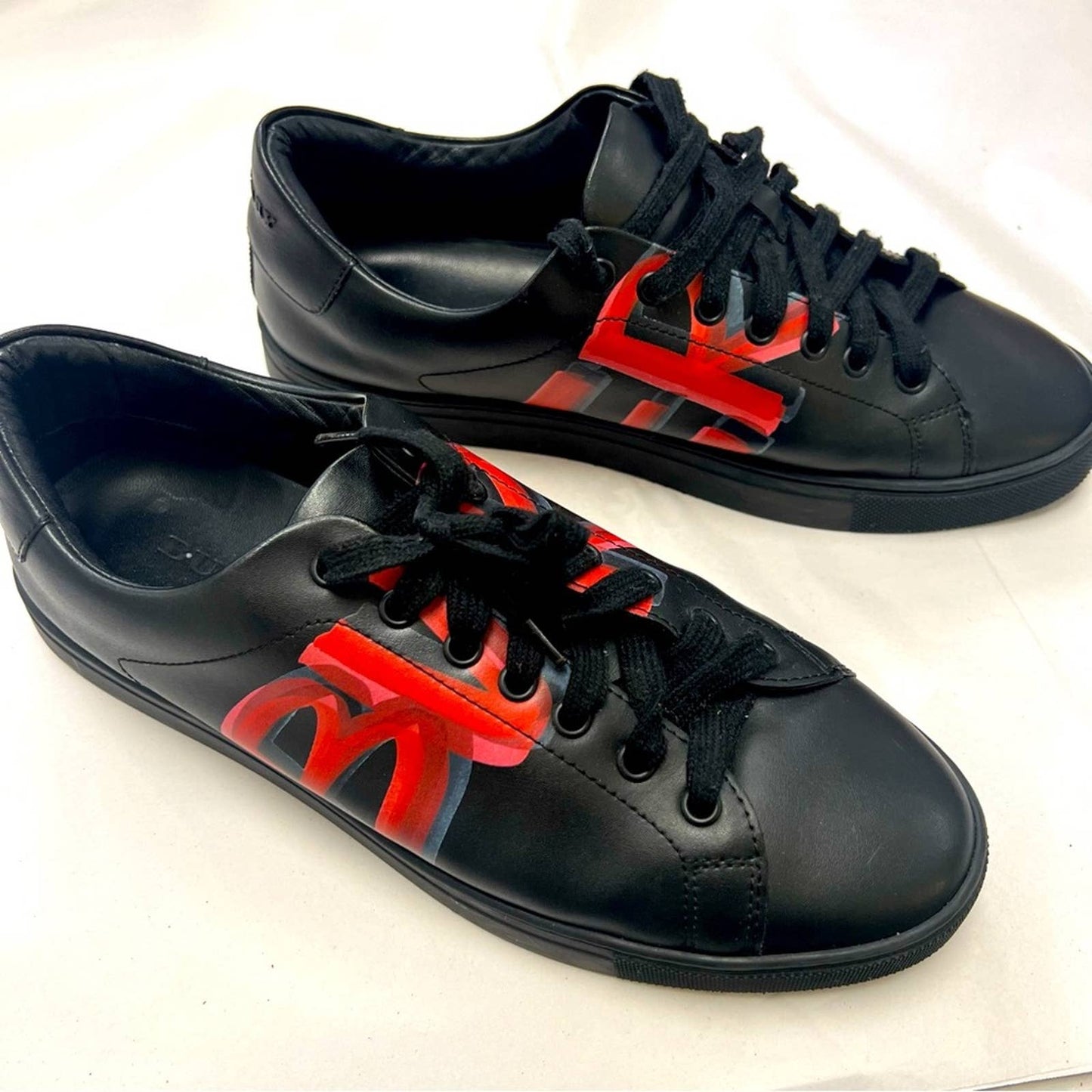 MEN BURBERRY Painted Logo Sneakers Low Cut Sneakers Black Leather 41 - US: 8 Men