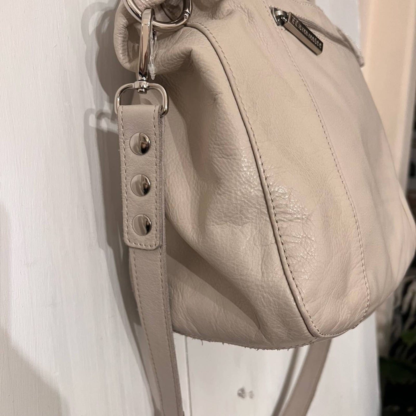 HAMMITT Large Beige Soft Leather& Suede Shoulder Bag